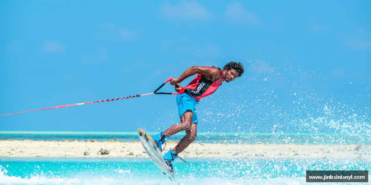 球王会官方网站乘风破浪，迎接胜利。